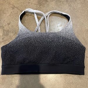 Lululemon size 6 Energy Sports Bra
